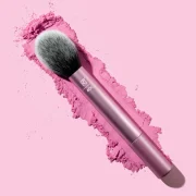 REAL TECHNIQUE BLUSH BRUSH