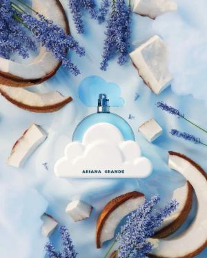 Ariana Grande Cloud Perfume Set