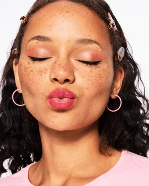 Essence Juicy Bomb Glossy Butter Balm