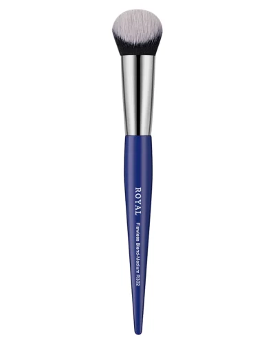 Royal Cosmetics Midnight Stars collection Flawless blend medium R302