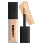 Huda Beauty Faux Filter Concealer