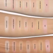 HUDA BEAUTY Easy Bake Blurring Loose Baking & Setting Powder