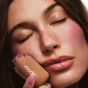 rhode  Pocket Blush Buildable Hydrating Cream Blush