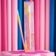 Essence Brush It Like It’s Art brow spoolie