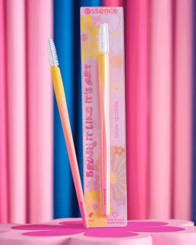 Essence Brush It Like It’s Art brow spoolie