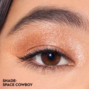 Urban Decay – 24/7 Moondust Eyeshadow – Space Cowboy – light champagne gold with silver sparkle