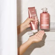 KUNDAL Holiday Silk Glow Edition