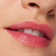 Essence Tinted kiss hydrating lip tint