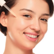 ESSENCE HELLO GOOD STUFF! GLOW-C SERUM