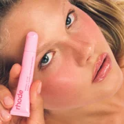 Rhode Lip Peptide Lip Tint Nourshing Glaze