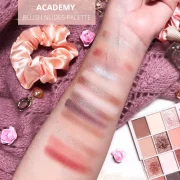 MUA 15 SHADE EYE PALETTE BLUSH NUDES