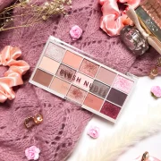 MUA 15 SHADE EYE PALETTE BLUSH NUDES