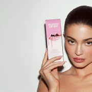 Kylie Cosmetics Glossy Lip Kit